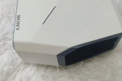 全新的1080P高清投影仪，可以无线连接WiFi手机优盘带音