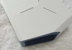 全新的1080P高清投影仪，可以无线连接WiFi手机优盘带音